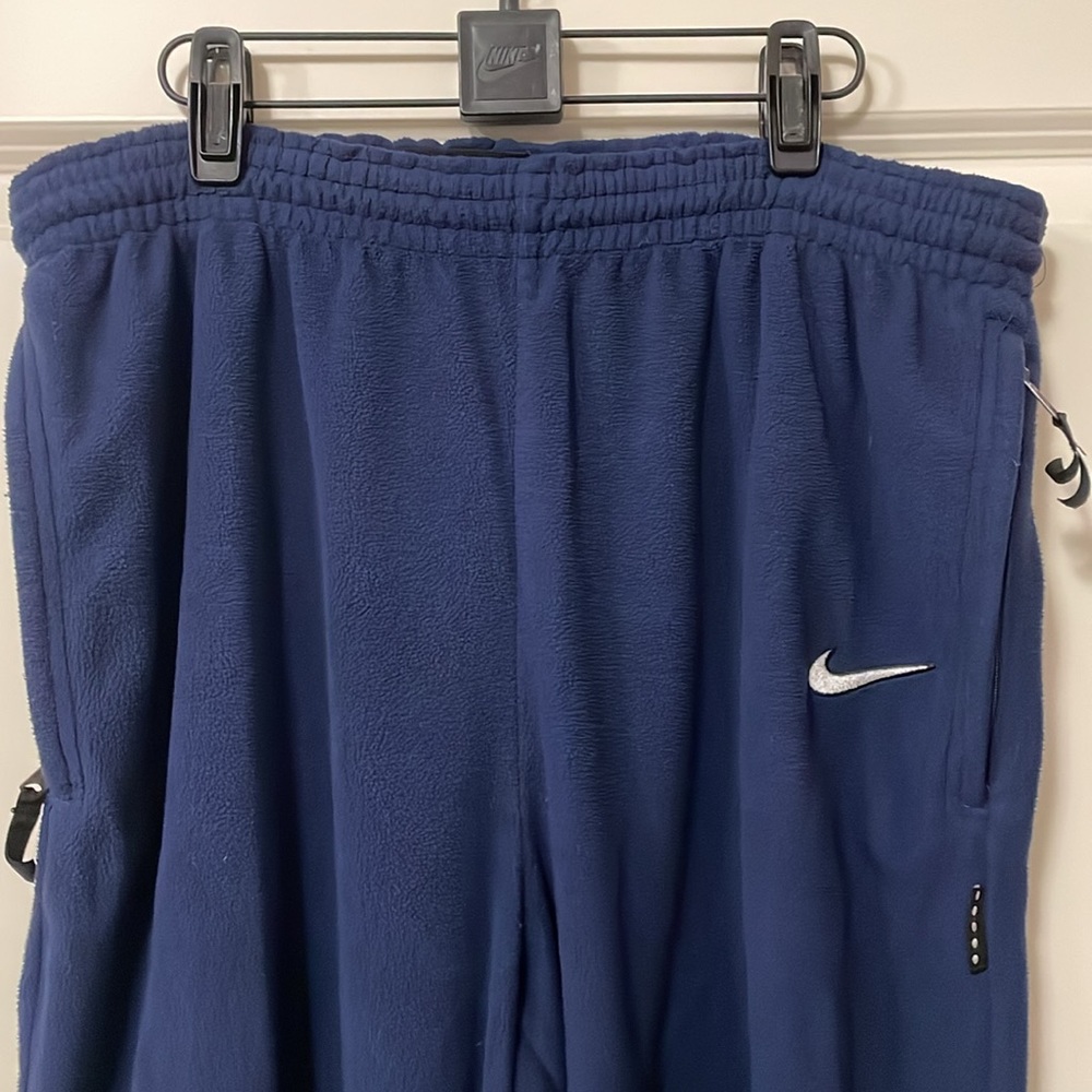Nike running navy blue fleece pants. Size XL - Picture 5 of 10